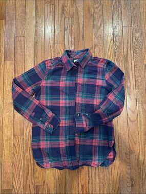 American Eagle Outfitters Navy, Red & Green Plaid Button-Down Shirt XS